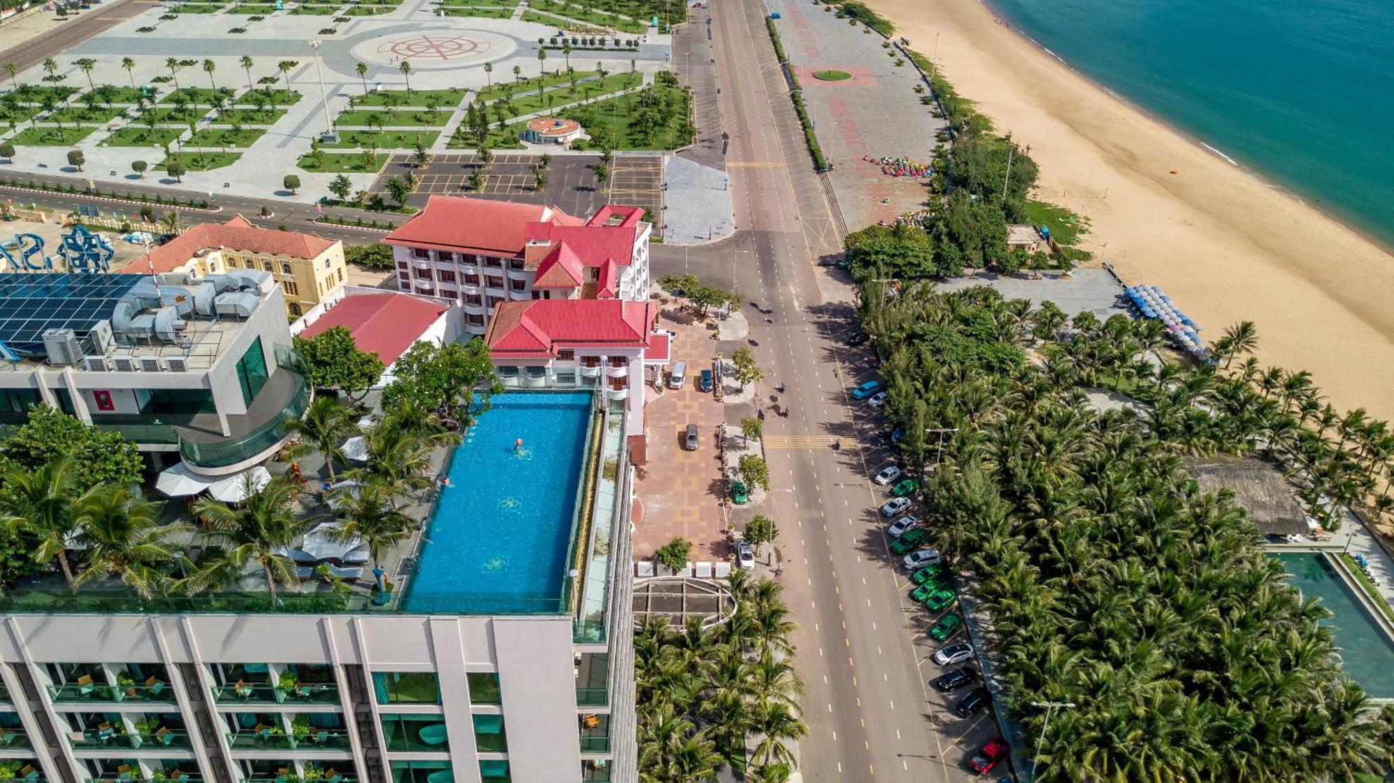 Sala Grand Tuyhoa Hotel Tuy Hoa Eksteriør billede